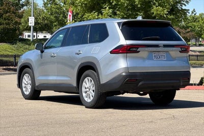 2025 Toyota Grand Highlander XLE
