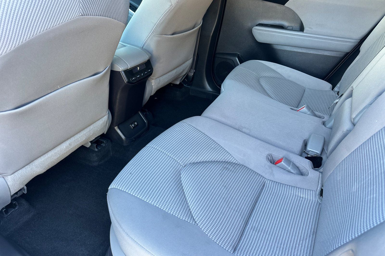 2021 Toyota Highlander Hybrid LE