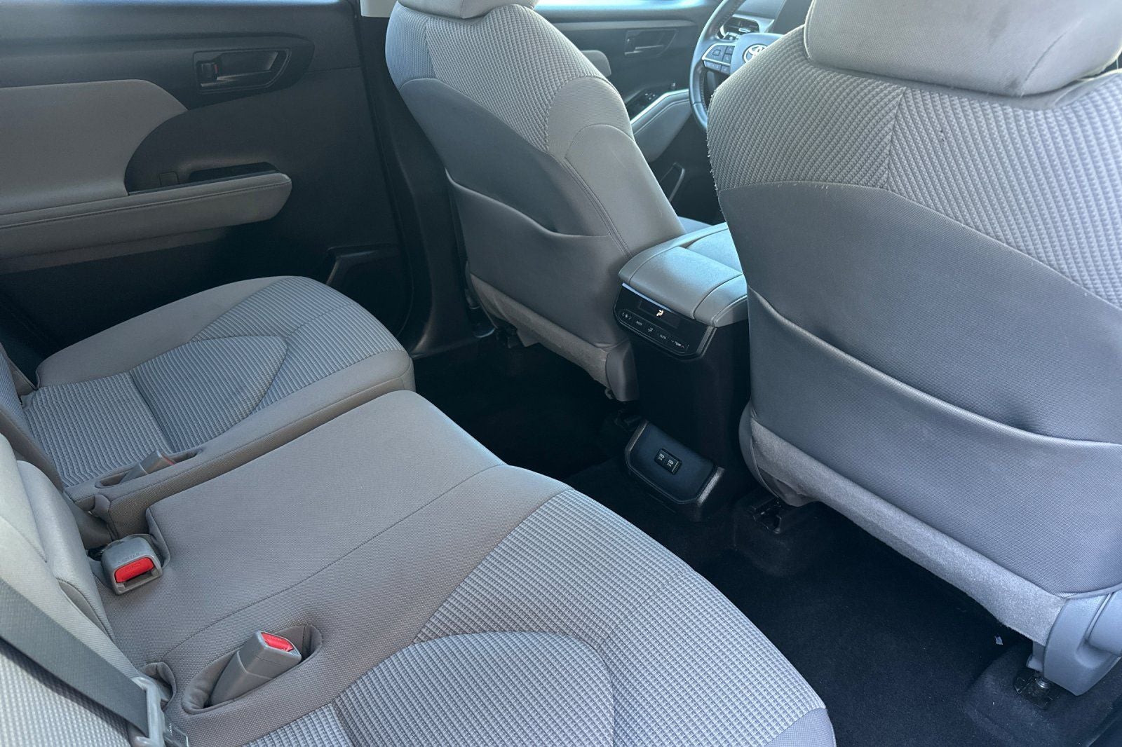 2021 Toyota Highlander Hybrid LE