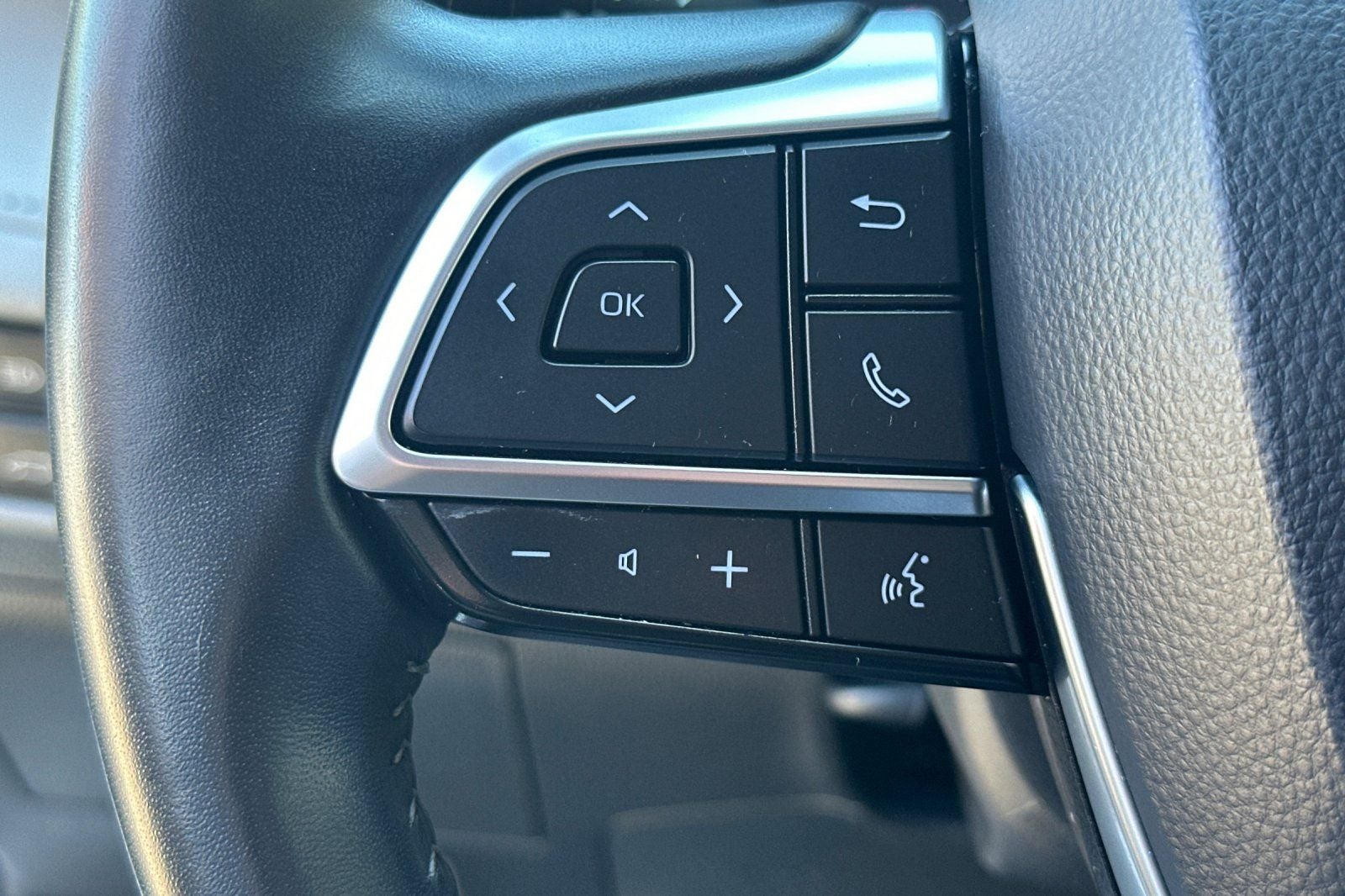 2021 Toyota Highlander Hybrid LE
