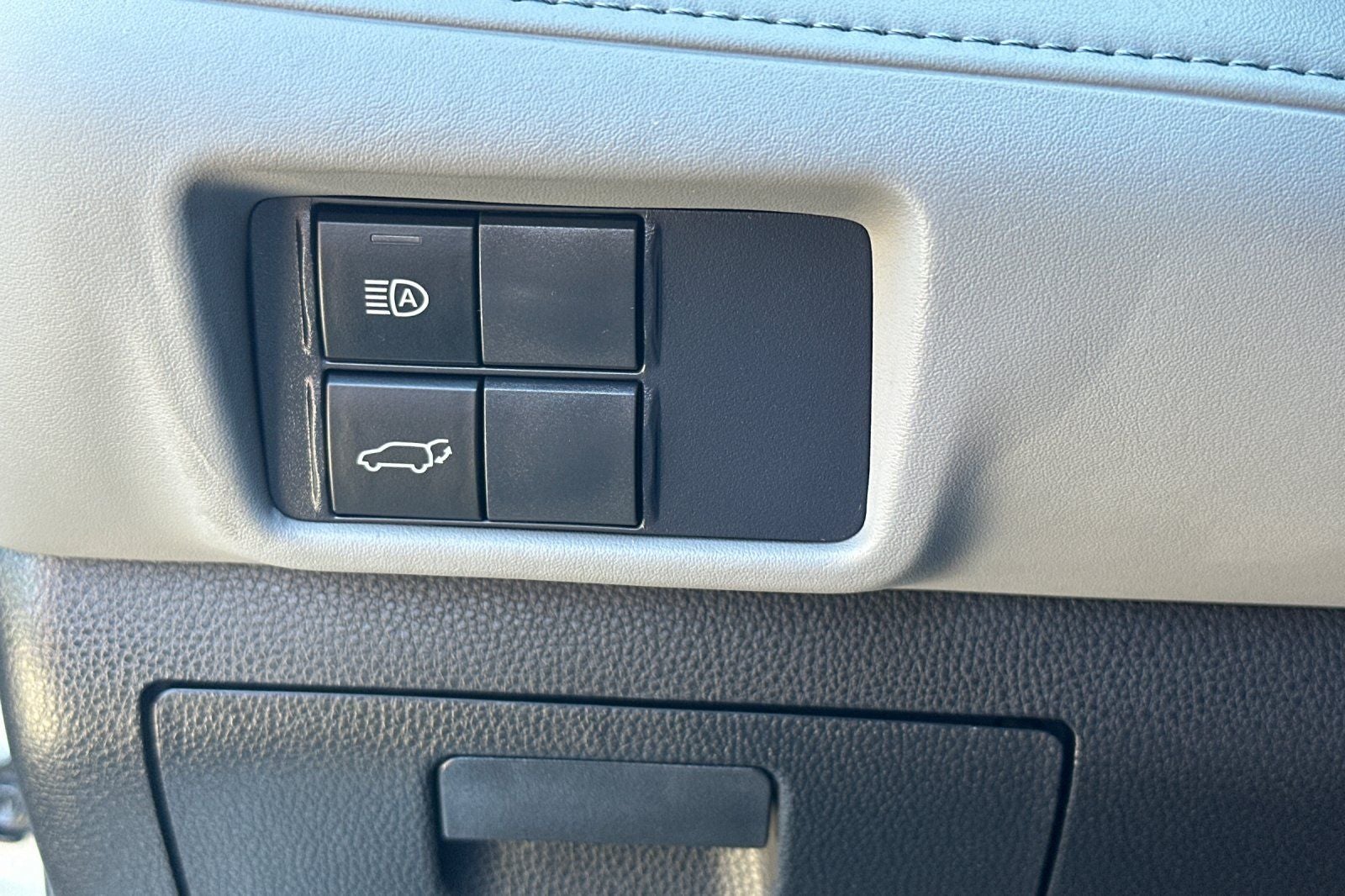 2021 Toyota Highlander Hybrid LE
