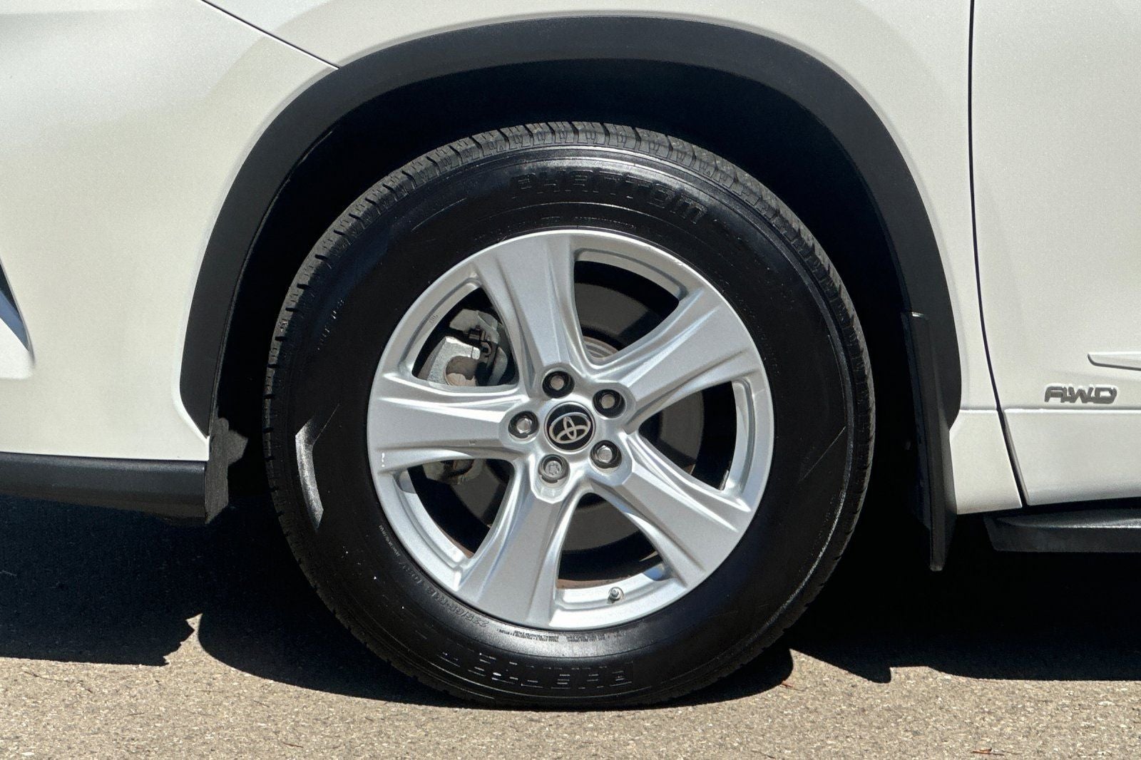 2021 Toyota Highlander Hybrid LE