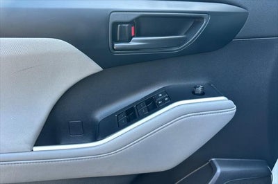 2021 Toyota Highlander Hybrid LE