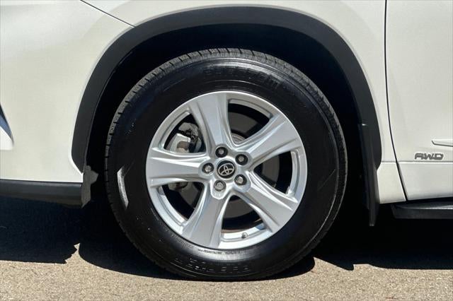 2021 Toyota Highlander Hybrid LE