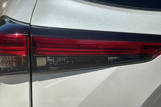 2021 Toyota Highlander Hybrid LE