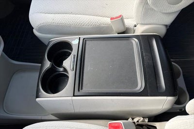 2014 Toyota Sienna LE 8 Passenger