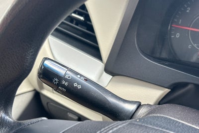 2015 Toyota Sienna LE 8 Passenger