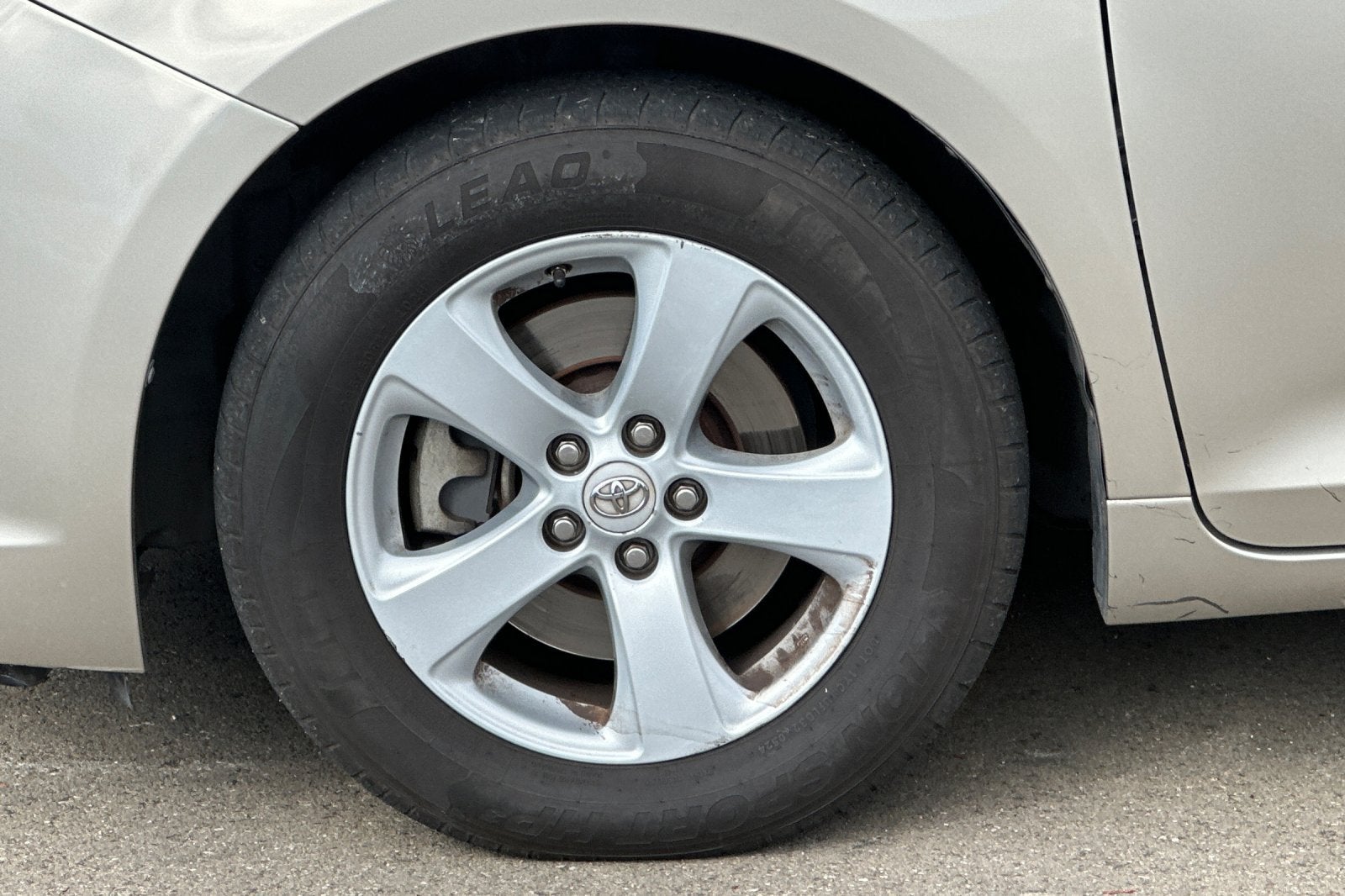 2015 Toyota Sienna LE 8 Passenger