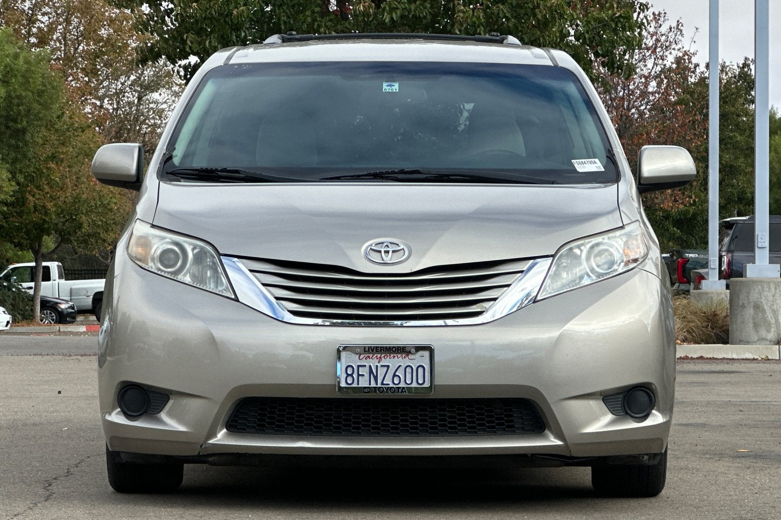 2015 Toyota Sienna LE 8 Passenger
