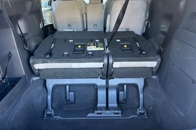 2026 Toyota Sienna LE 8 Passenger