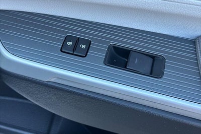 2026 Toyota Sienna LE 8 Passenger