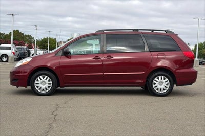 2008 Toyota Sienna LE