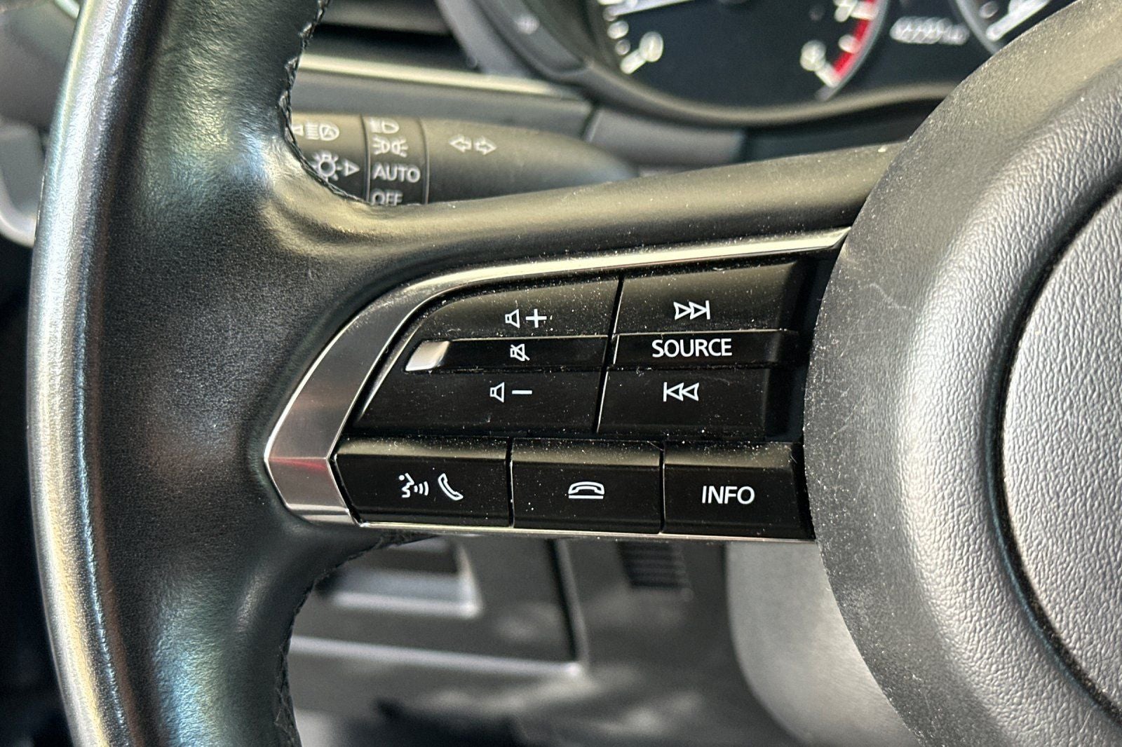 2025 Mazda Mazda3 2.5 S Select Sport