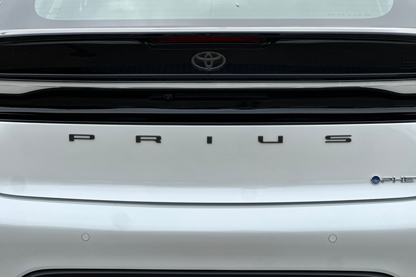 2026 Toyota Prius Plug-In Hybrid SE