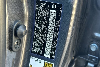 2019 Toyota Prius XLE
