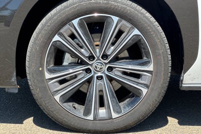 2023 Toyota bZ4X Limited
