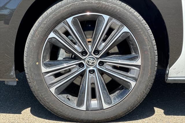 2023 Toyota bZ4X Limited