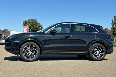 2025 Porsche Cayenne Base
