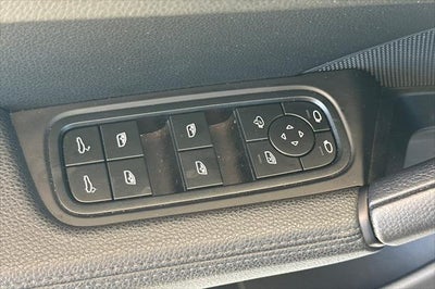 2025 Porsche Cayenne Base