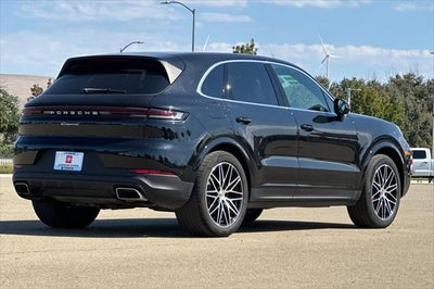2025 Porsche Cayenne Base