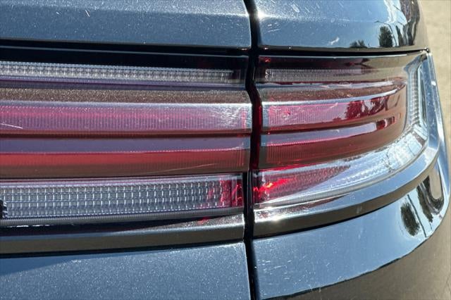 2025 Porsche Cayenne Base