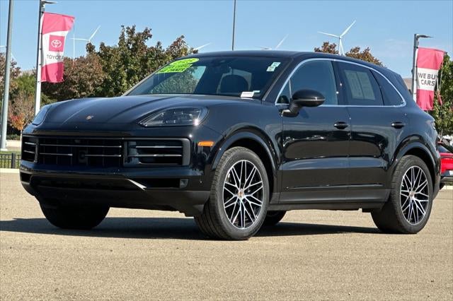 2025 Porsche Cayenne Base