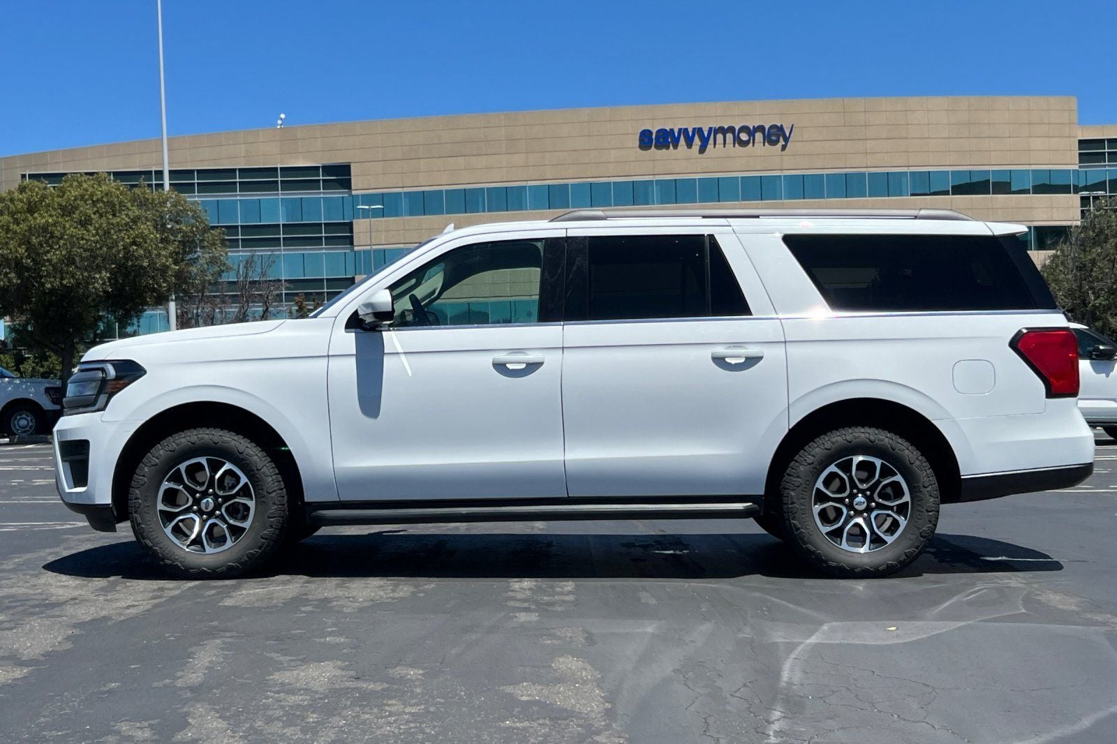 2024 Ford Expedition Max XLT