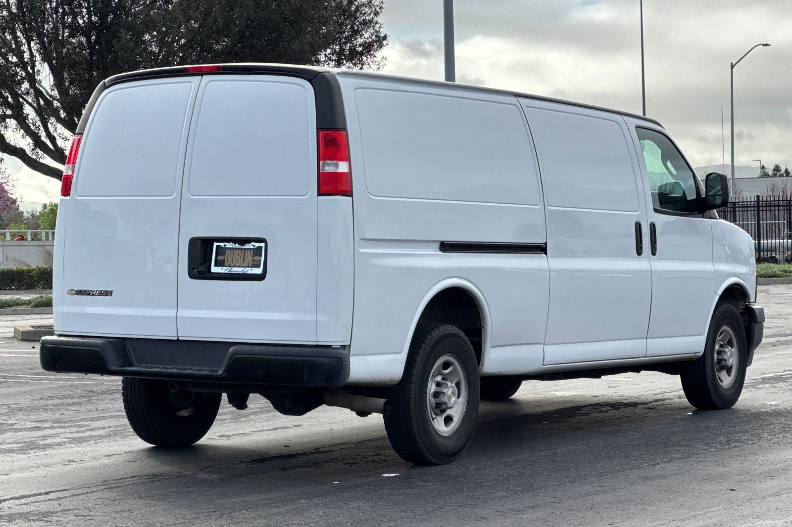 2023 Chevrolet Express 2500 Work Van Cargo