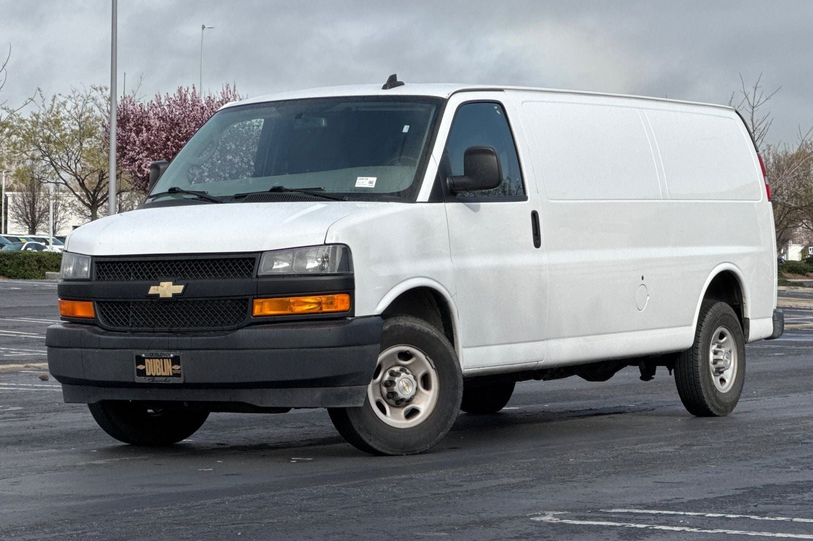 2023 Chevrolet Express 2500 Work Van Cargo
