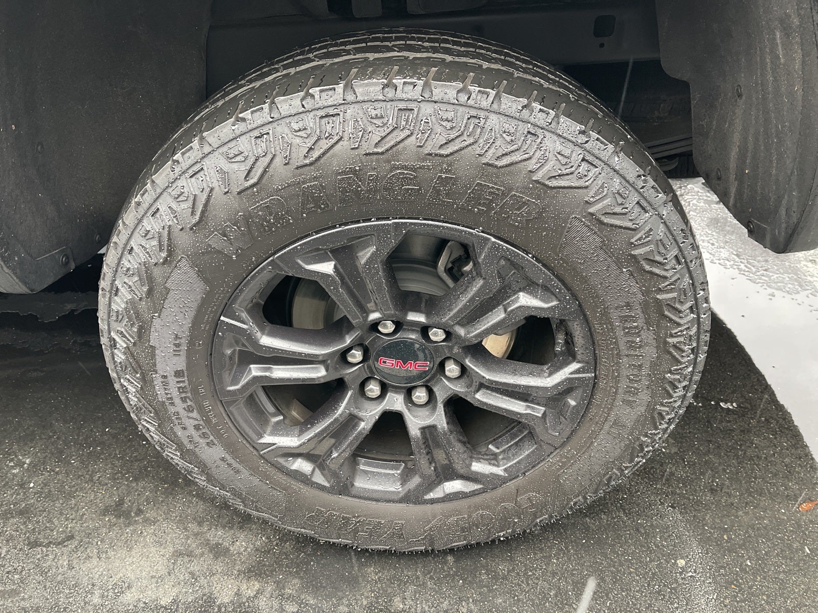 2024 GMC Canyon Elevation