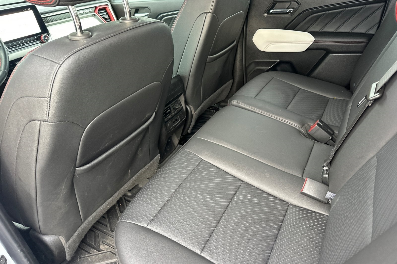 2023 GMC Canyon AT4X