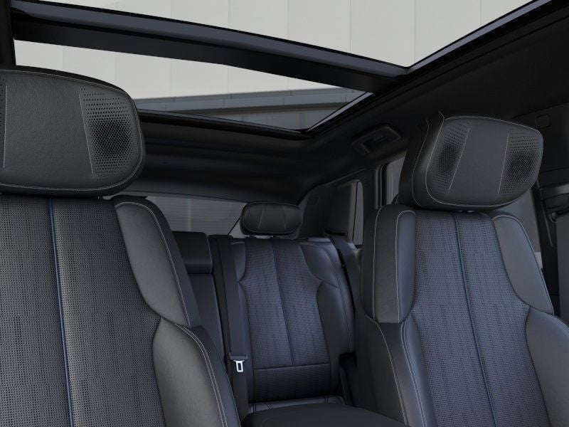 2025 Cadillac LYRIQ Sport