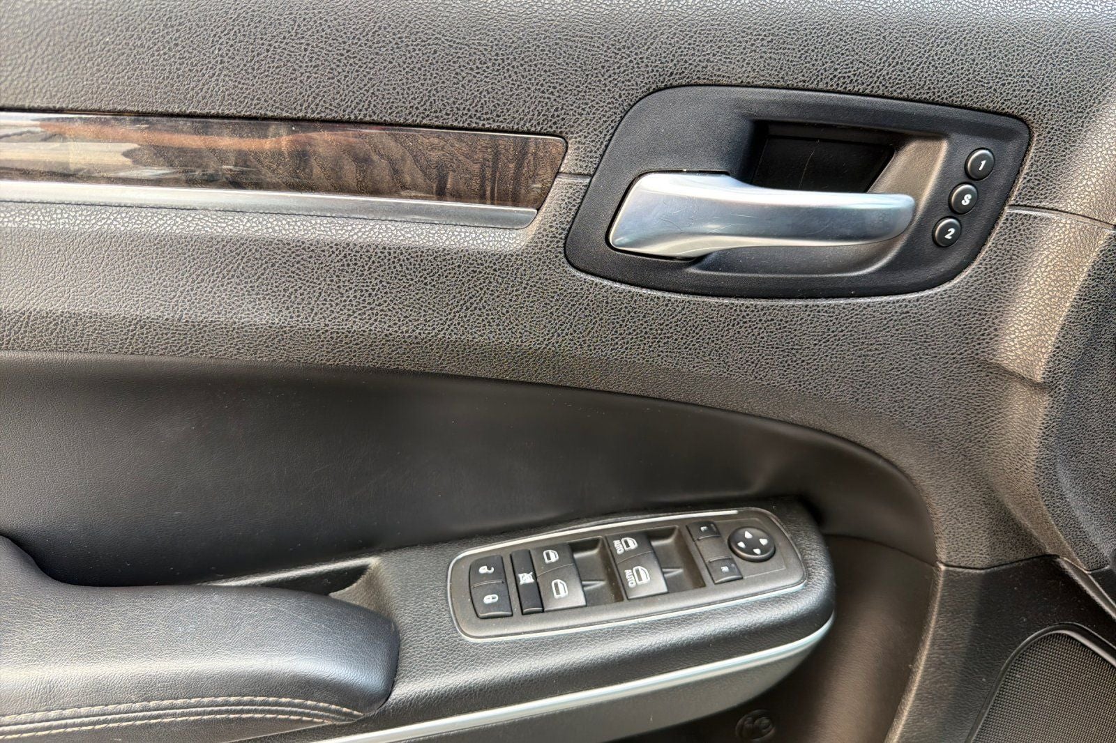 2022 Chrysler 300 Touring