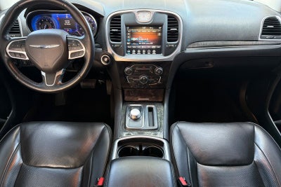 2022 Chrysler 300 Touring