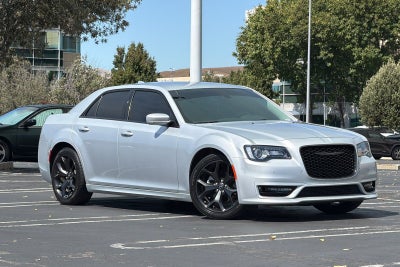 2022 Chrysler 300 Touring