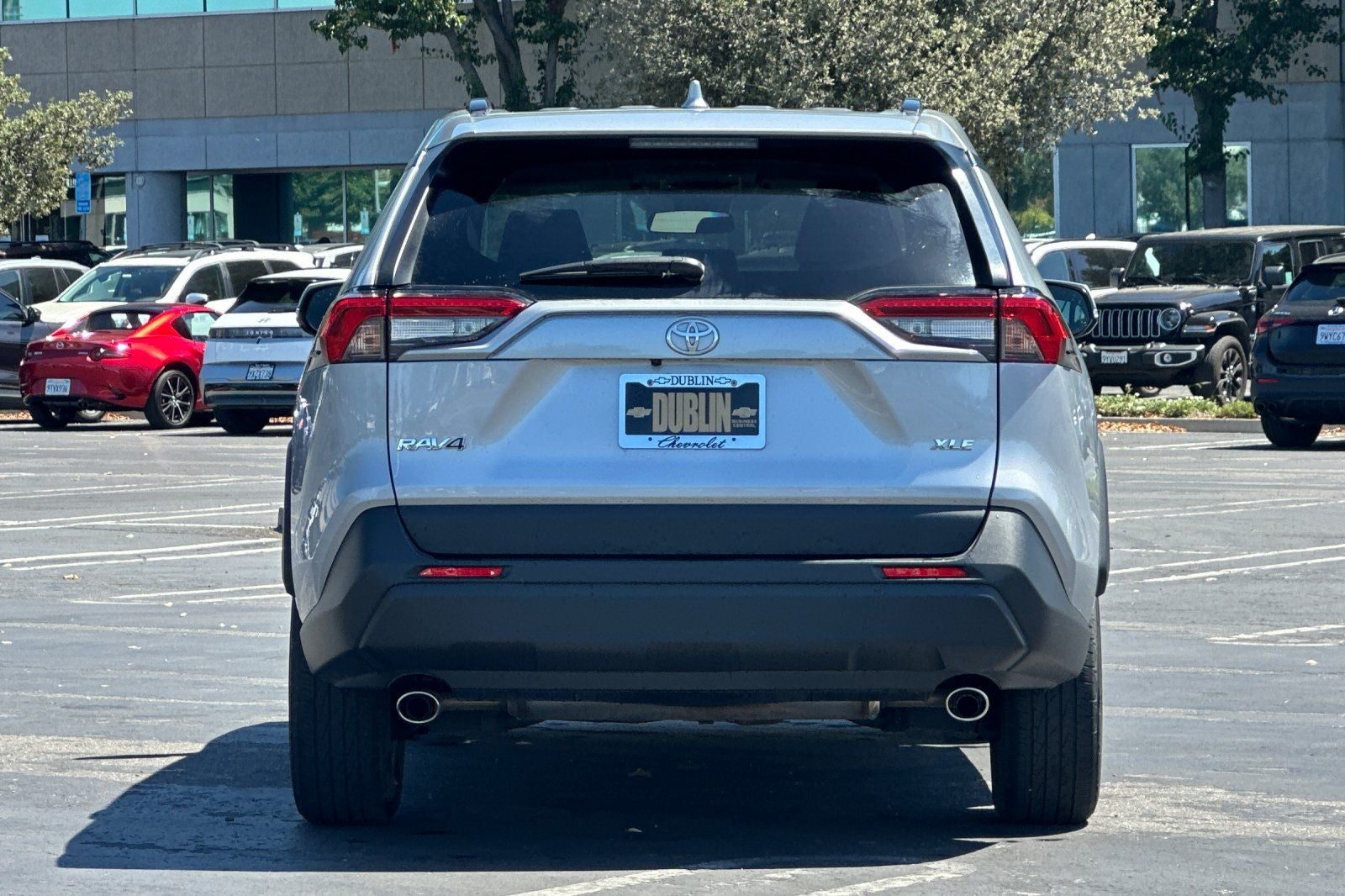 2025 Toyota RAV4 XLE