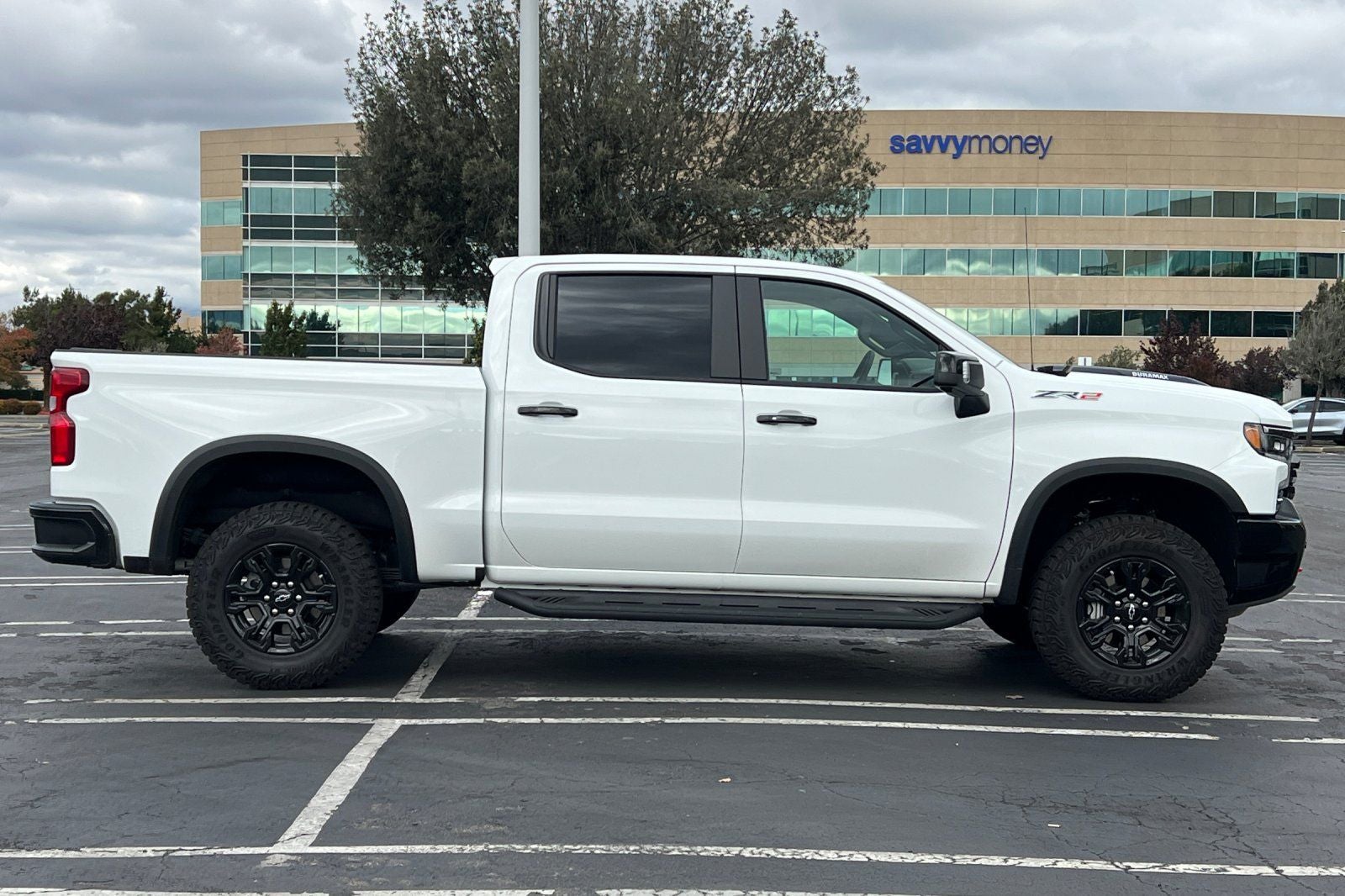 2025 Chevrolet Silverado 1500 ZR2