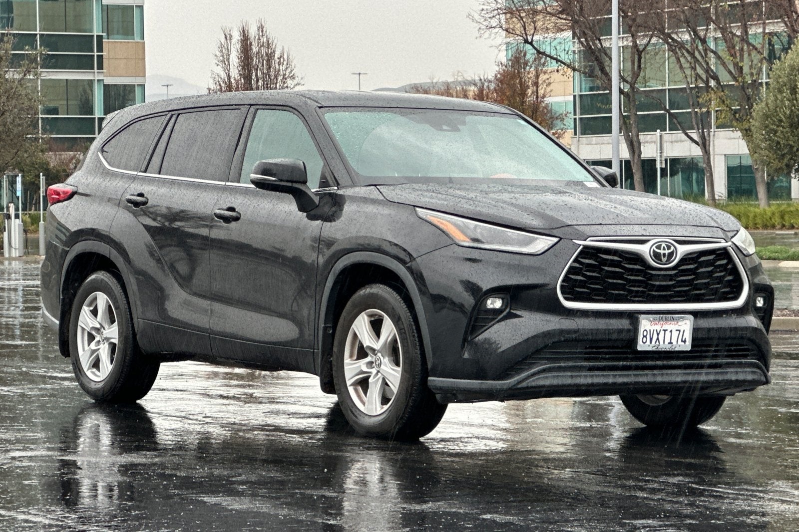 2021 Toyota Highlander LE