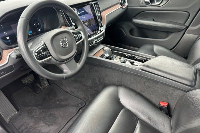 2024 Volvo S60 B5 Plus Dark Theme