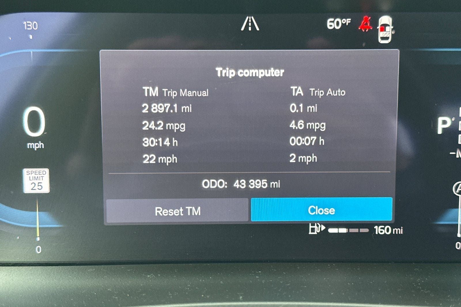 2024 Volvo S60 B5 Plus Dark Theme