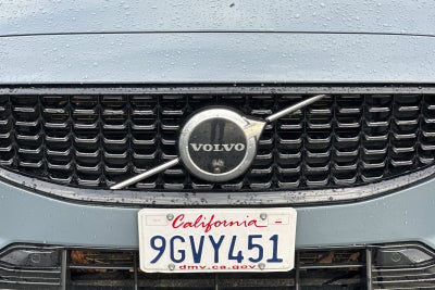 2024 Volvo S60 B5 Plus Dark Theme