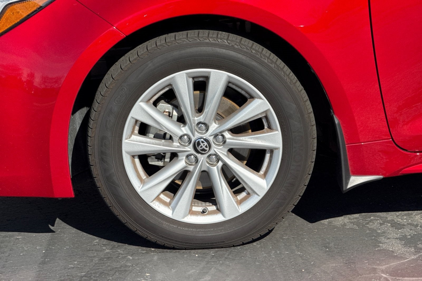 2025 Toyota Corolla Hatchback SE