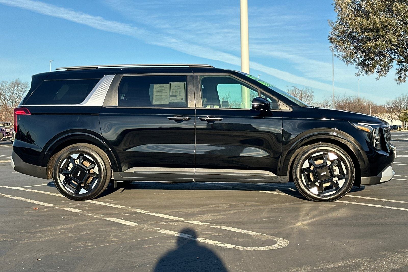 2026 Kia Carnival EX