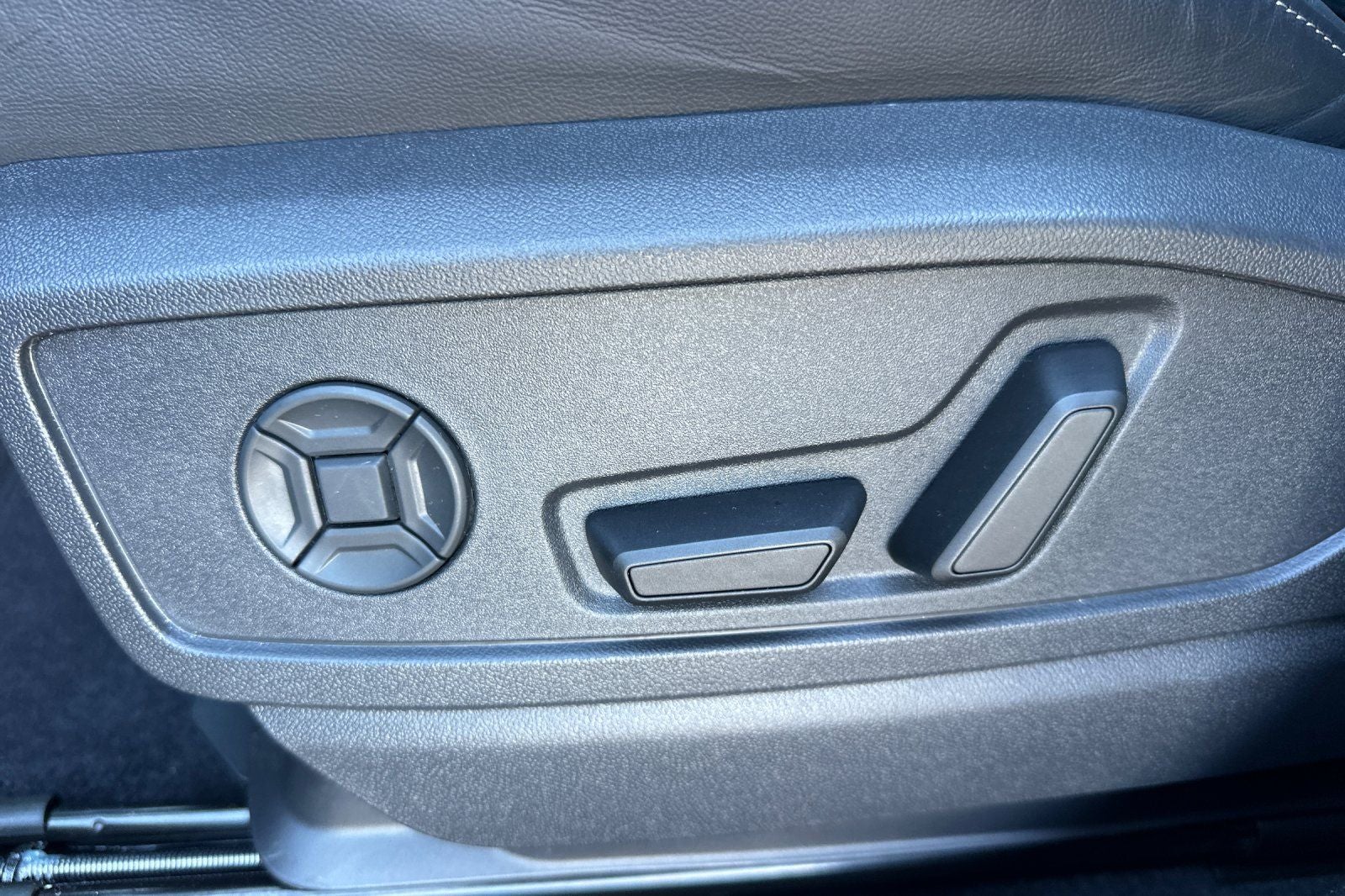 2025 Audi Q5 2.0T Premium Plus quattro