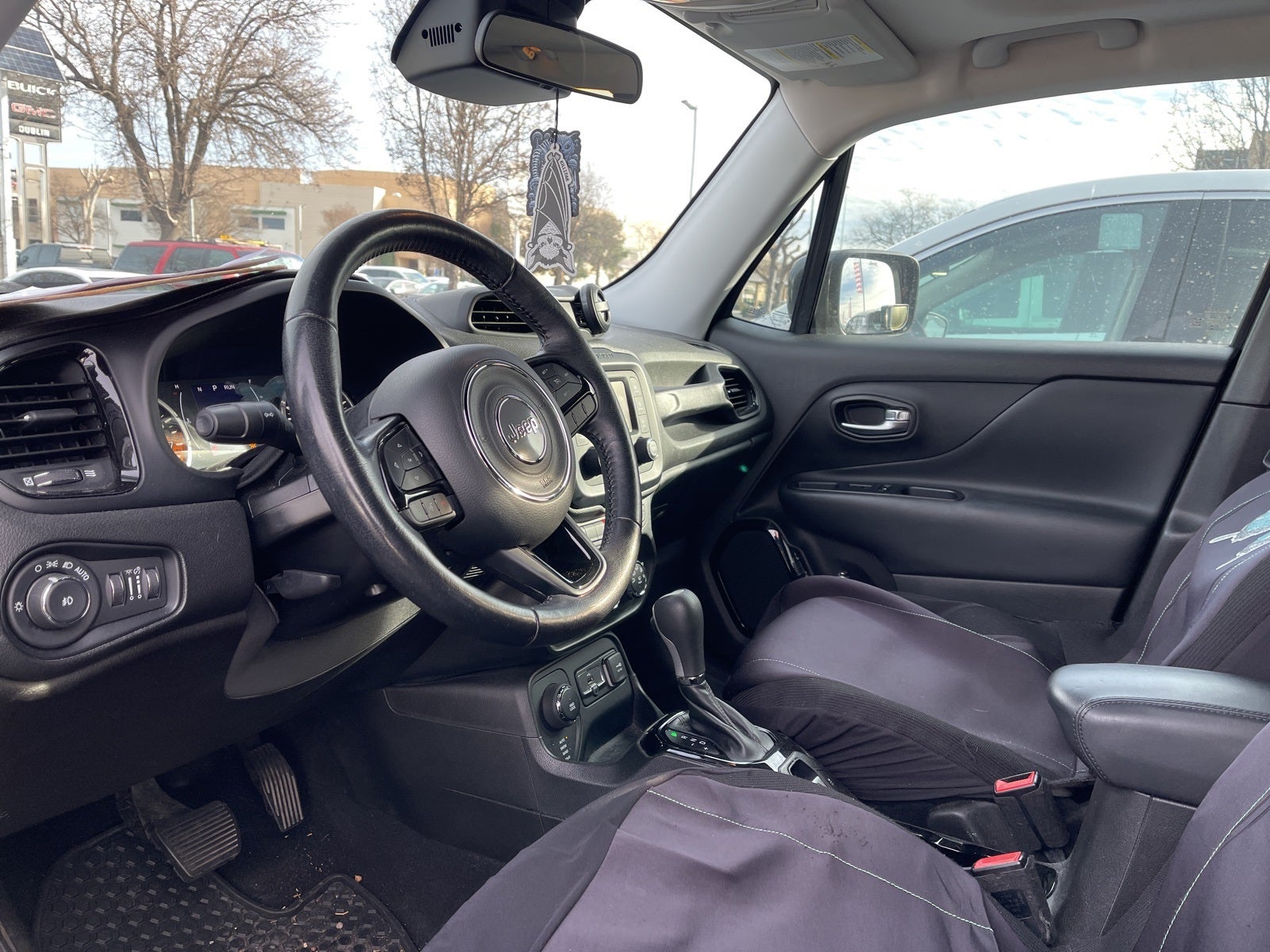 2017 Jeep Renegade Altitude