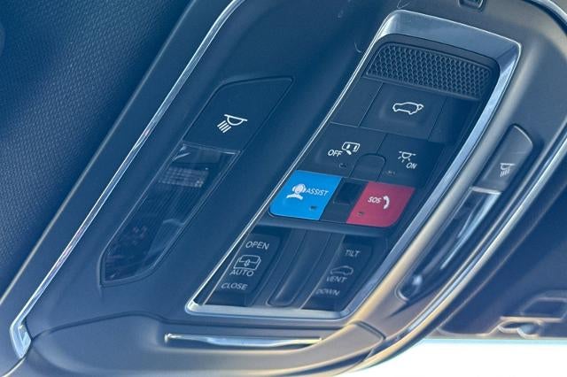 2025 Jeep Grand Cherokee Laredo X 4x2