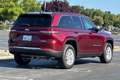 2025 Jeep Grand Cherokee Laredo X 4x2