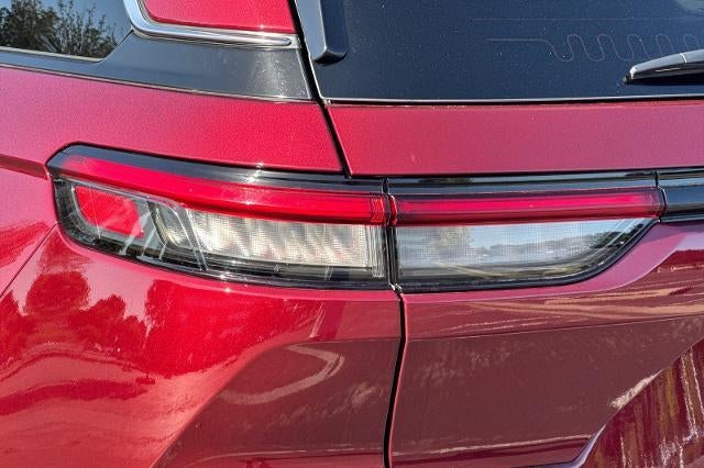 2025 Jeep Grand Cherokee Laredo X 4x2