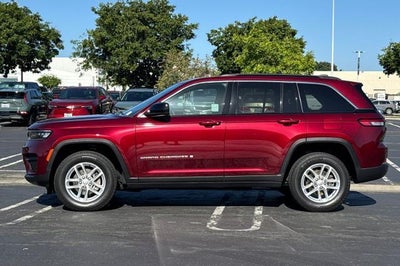 2025 Jeep Grand Cherokee Laredo X 4x2