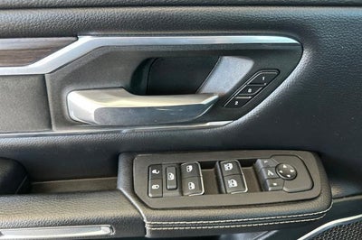 2025 RAM 1500 Laramie Crew Cab 4x4 5'7" Box